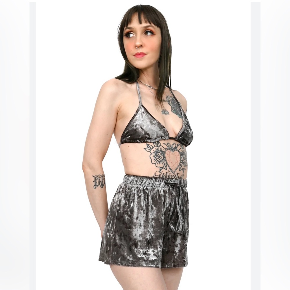 Foxblood Chrome Lounge Set